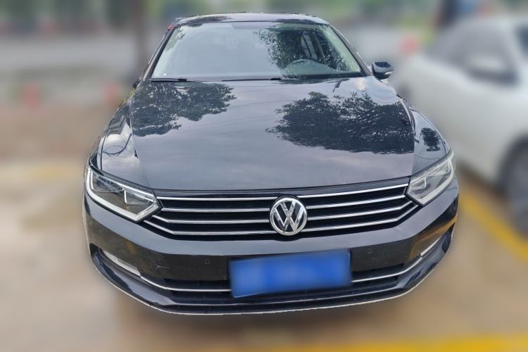 Used Volkswagen Magotan 2018 330TSI DSG Advanced Model Front