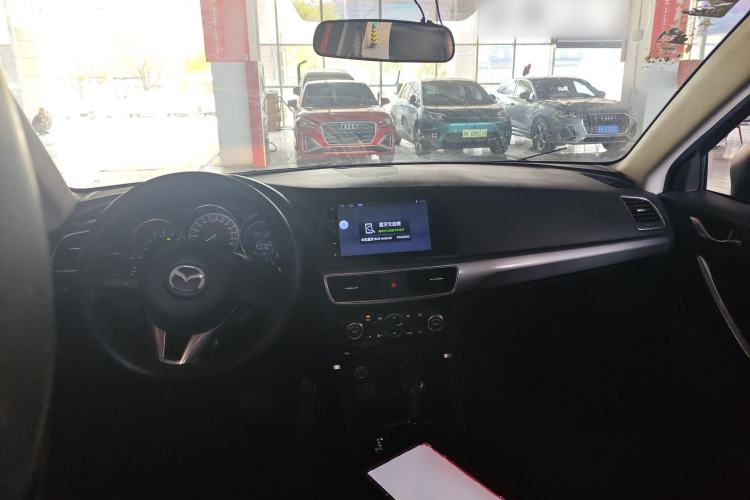 Used Mazda CX-5 2015 2.0L Automatic Two-Wheel Drive Urban Version Center Console