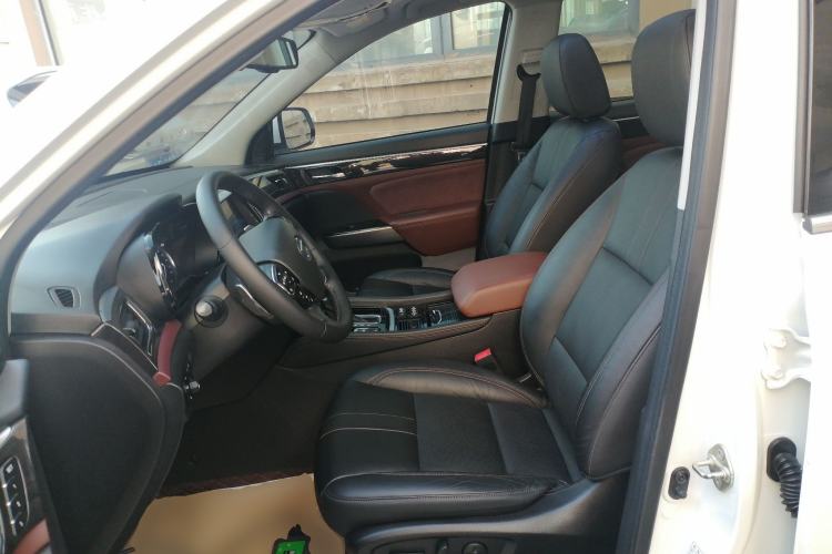 Used GAC Trumpchi GS8 2017 320T Two-Wheel Drive Luxury Smart Connectivity Version (7 Seats)
