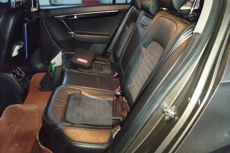 Used Volkswagen Magotan 2016 2.0 TSI Luxury Comfort Version