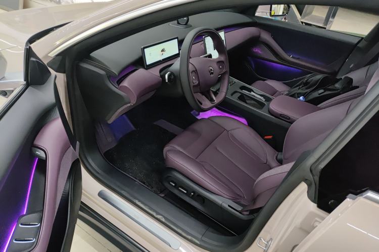 Used Nio ET5T 2024 75kWh Touring Driver Seat