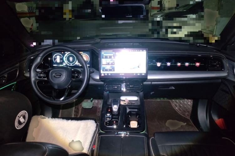 Used GAC Trumpchi GS8 2022 Dual-Engine Series 2.0TM Two-Wheel Drive Prestige Edition (7 Seats)
