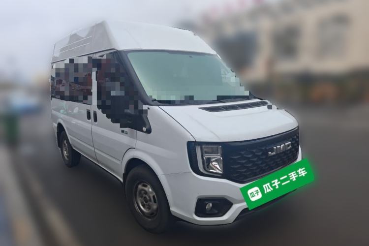 Used JMC Fushun 2023 2.0T Manual Short-Wheelbase Mid-Height Commercial Multi-Purpose 5-Seater Passenger Vehicle Front Right 45 Deg