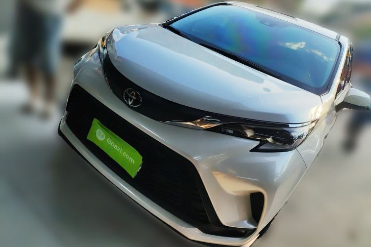 Used Toyota Granvia 2024 2.5L Hybrid Comfort Edition