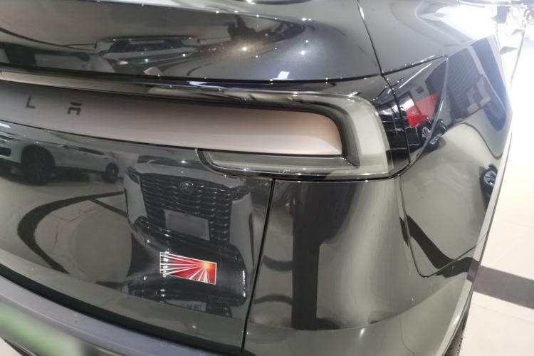 Used Tesla Model Y 2025 Long-Range All-Wheel Drive First Edition