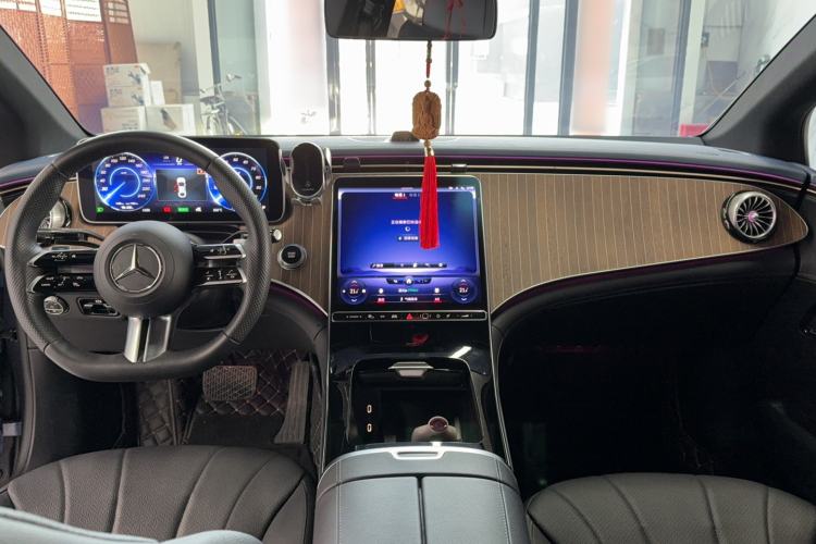 Used Mercedes-Benz EQE 2022 350 Pioneer Edition
