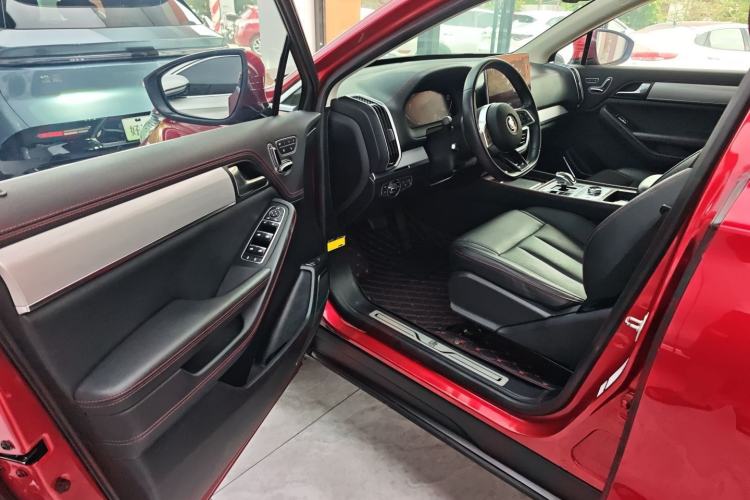 Used BYD Tang New Energy 2018 DM 2.0T All-Wheel Drive Smart Connectivity Luxury Model 7 Seats China V Emission Standard Driver Seat