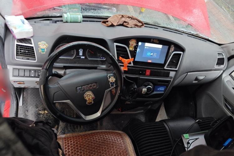 Used Iveco Power Daily 2017 2.8T Deluxe V36 Van Mid-Roof 43S5