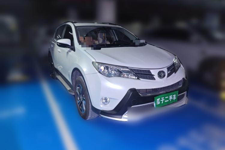 Used Toyota RAV4 2015 2.0L CVT Two-Wheel Drive Fashion Edition
