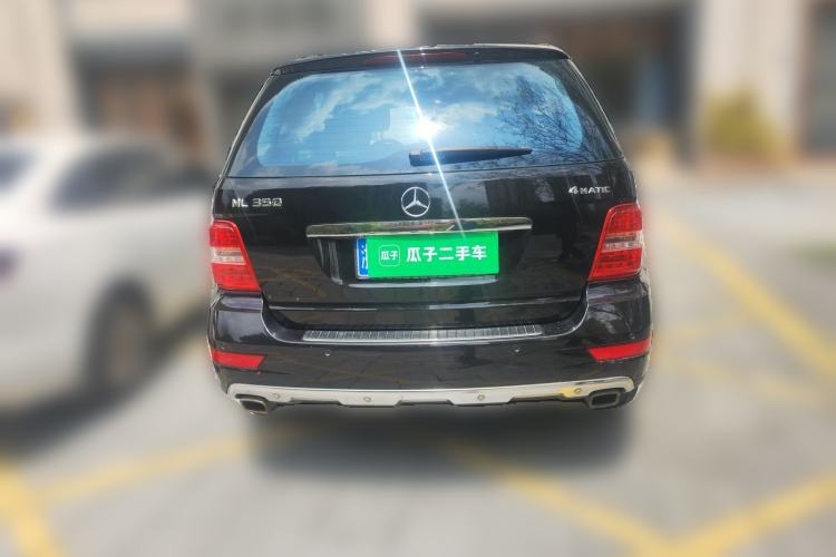 Used Mercedes-Benz M-Class 2010 ML 350 4MATIC Luxury Model Rear