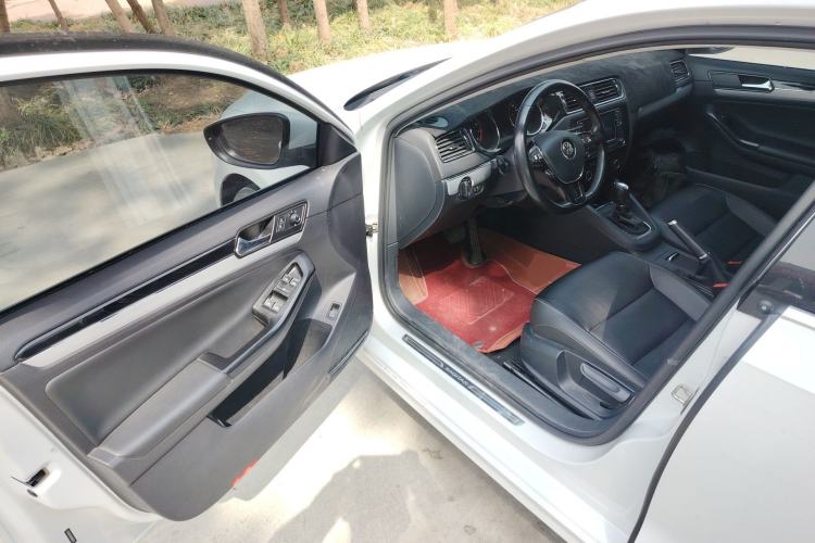 Used Volkswagen Sagitar 2018 1.6L Automatic Comfort Model Driver Seat