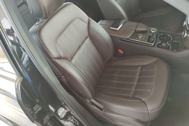 Used Mercedes-Benz GLE 2019 GLE 320 4MATIC Dynamic Edition Prestige Model Right Front Seat