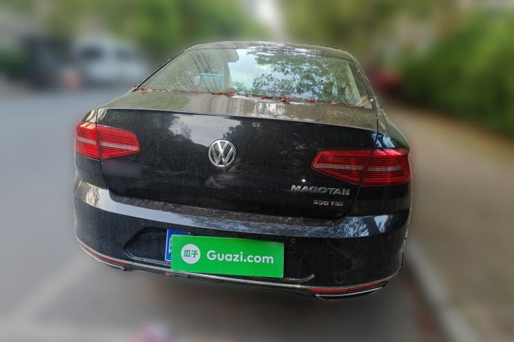 Used Volkswagen Magotan 2017 330TSI DSG Luxury Model Rear