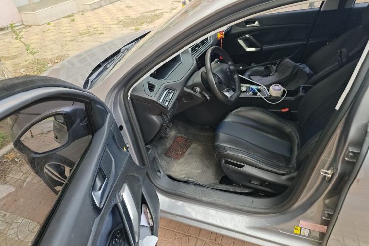 Used Peugeot 308 2018 350THP Automatic Prestige Edition Driver Seat