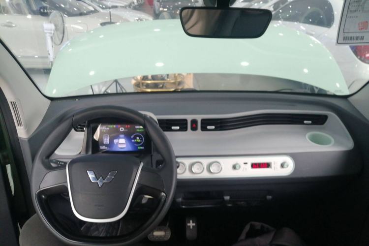 Used Wuling Hongguang MINIEV 2021 Macaron Premium Model – Lithium Iron Phosphate