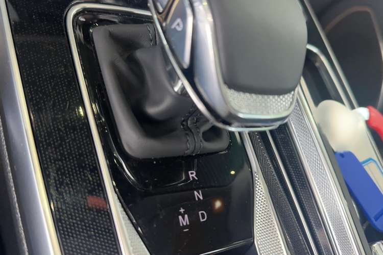 Used Hongqi HS5 2023 2.0T Qixiang Pro Edition
