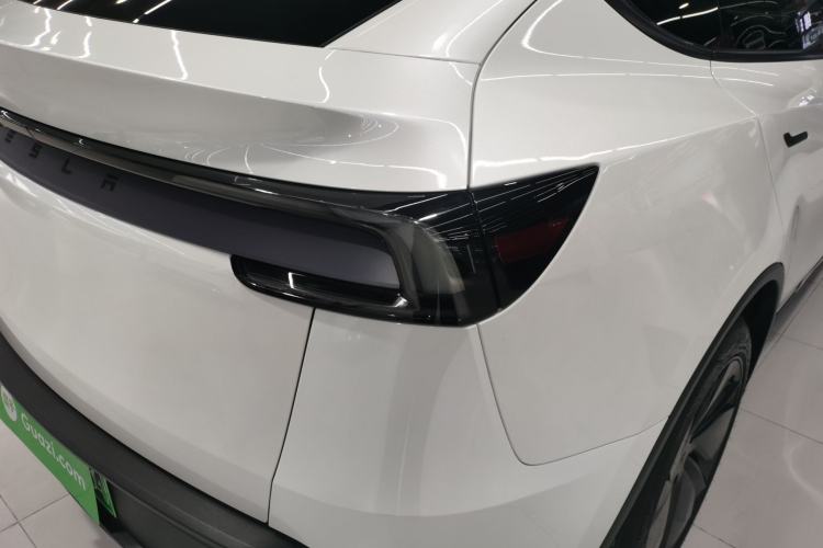 Used Tesla Model Y 2025 Rear-Wheel Drive First Edition