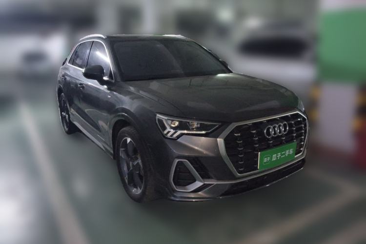 Used Audi Q3 2020 35 TFSI Fashion Dynamic Model
