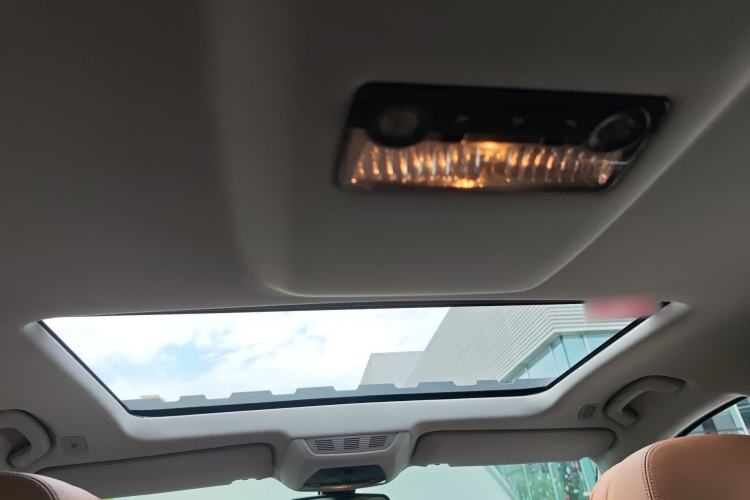 Used BMW 7 Series 2013 740Li Leading Model Headliner