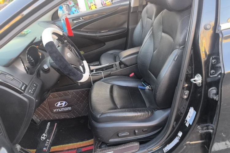 Used Hyundai Sonata 2013 2.4L Automatic Luxury Version China IV Standard

