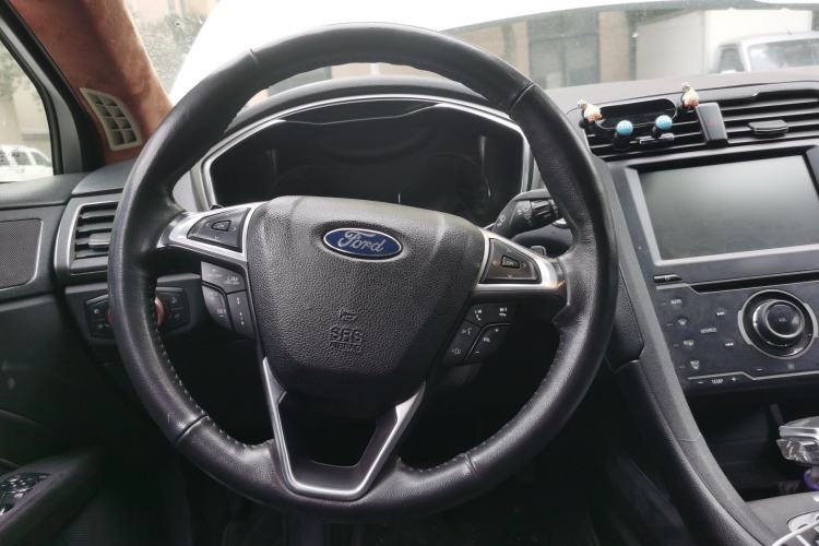 Used Ford Mondeo 2013 2.0L GTDi240 Flagship Edition