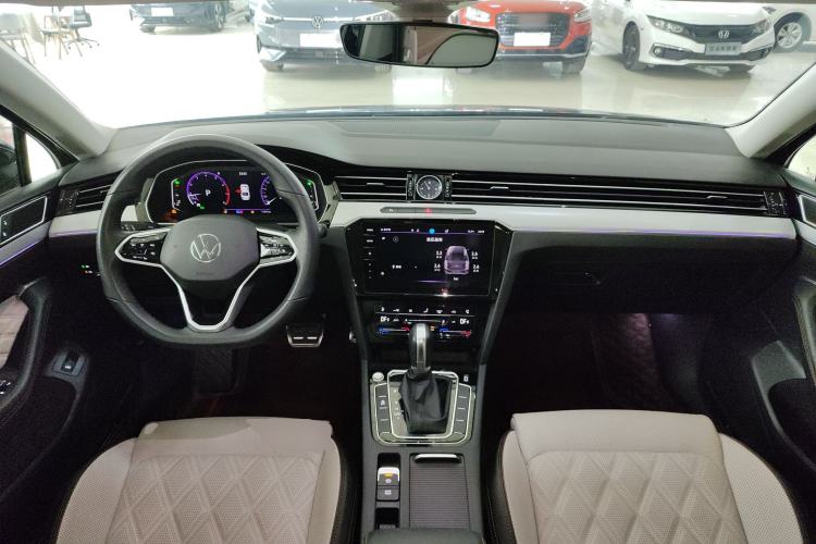 Used Volkswagen Magotan 2023 2 Million Units Commemorative Edition 330TSI DSG Luxury Version