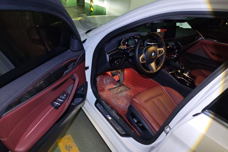 Used BMW 5 Series 2022 Revised Version 530Li xDrive M Sport Package Driver Seat