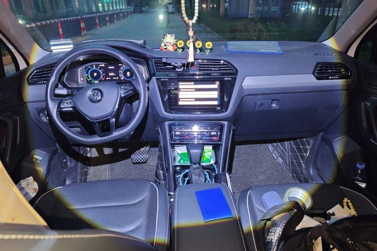 Used Volkswagen Tiguan L New Energy 2020 430 PHEV Plug-in Hybrid Flagship Edition Center Console