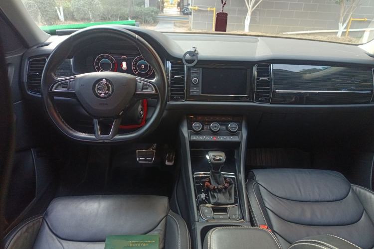 Used Skoda Kodiaq 2019 Facelifted TSI330 5-Seater Two-Wheel-Drive Luxury Enjoyment Edition China VI Standard