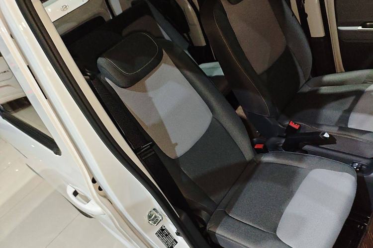 Used Wuling Zhiguang New Energy 2025 Model 305km Ambitious Edition