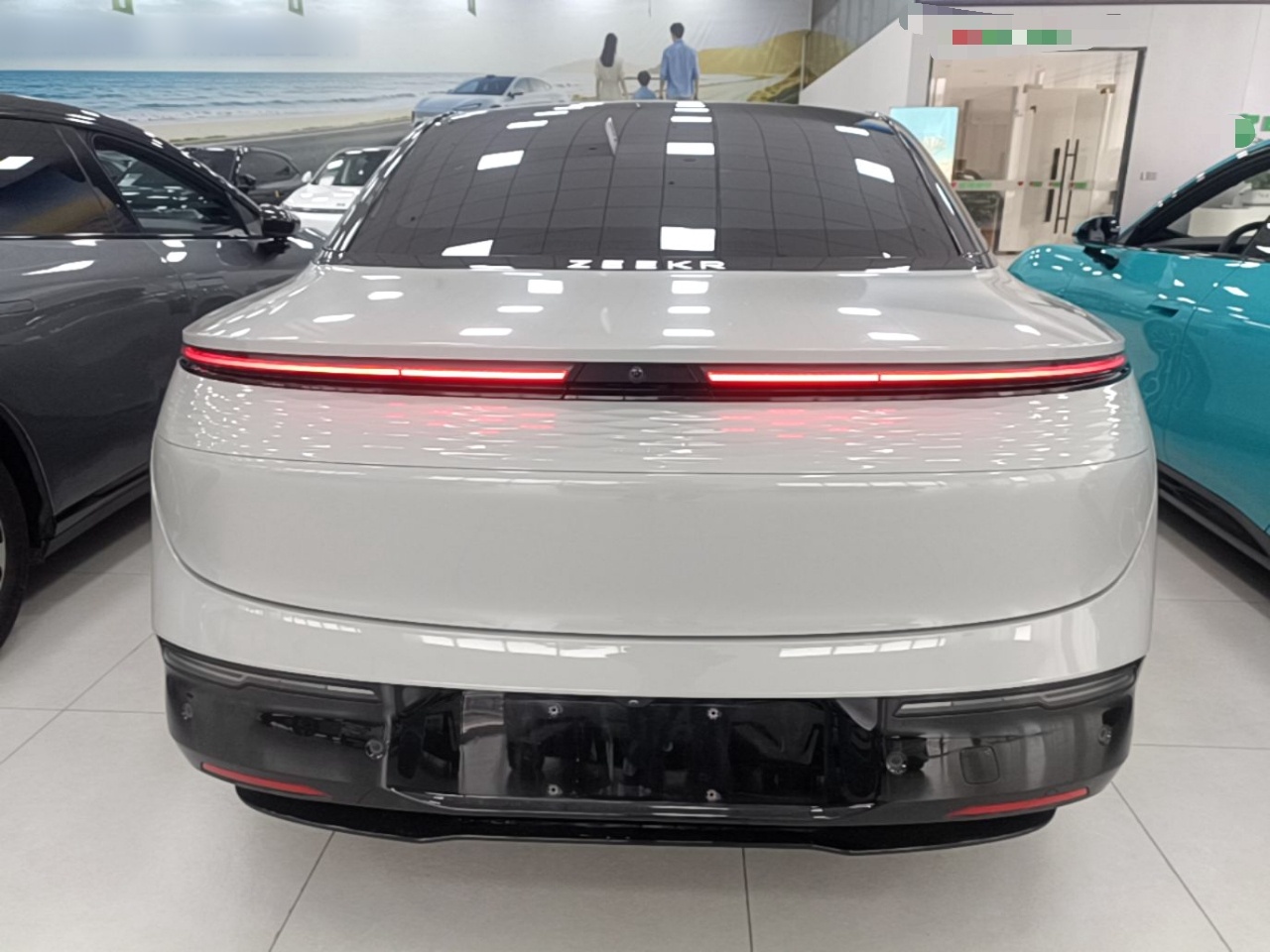 Zeekr 007 2025 Rear-Drive Intelligent Driving Version 75 kWh — снимка 5
