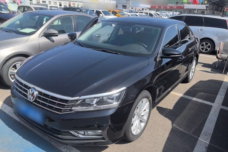 Used Volkswagen Passat 2017 330TSI DSG Luxury Edition
