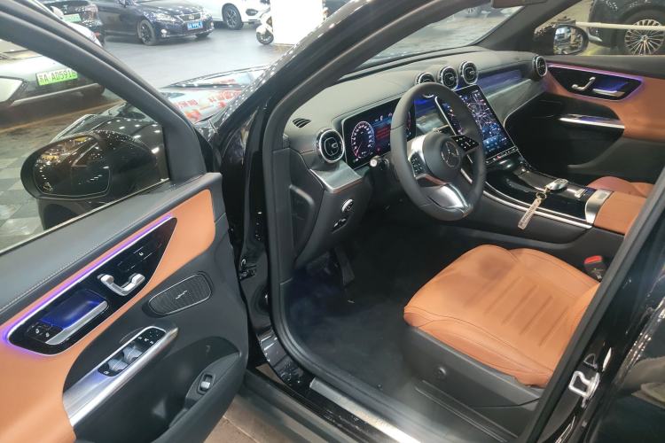 Used Mercedes-Benz GLC 2024 GLC 260 L 4MATIC Dynamic Edition 5-seater