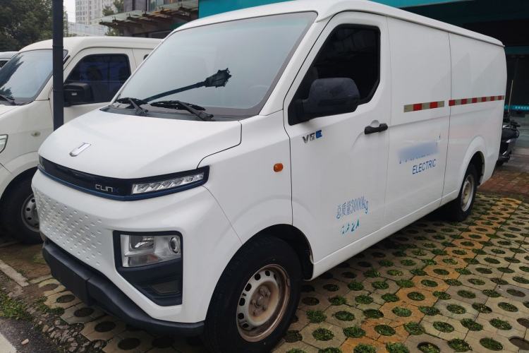 Used Farizon Xingxiang V 2023 V6E Zhonghang Lithium Battery 38.64kWh Value Edition