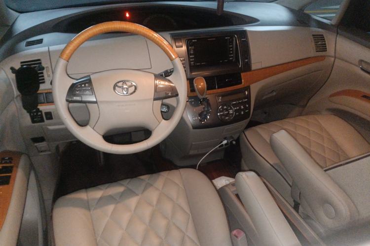 Used Toyota Previa 2006 2.4L 7-Seater Luxury Edition