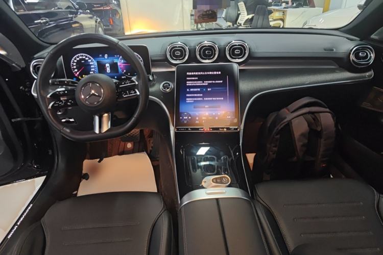 Used Mercedes-Benz C-Class 2023 Second Facelift C 260 L Sport Edition Center Console