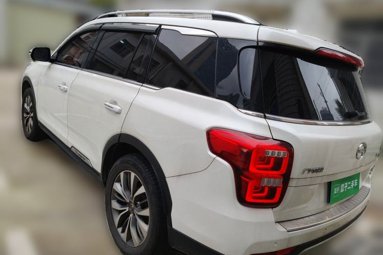 Used GAC Trumpchi GS8 2017 320T Two-Wheel Drive Luxury Smart Connectivity Version (7 Seats) Exterior 3