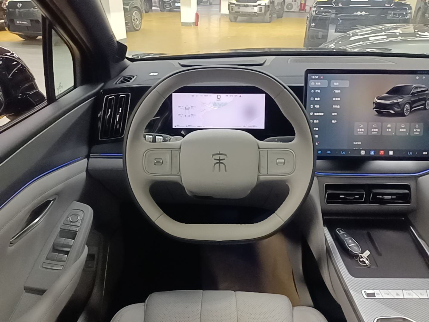 BYD Song Ultra EV 2026 Model DM-i 205KM Superior Edition — снимка 13