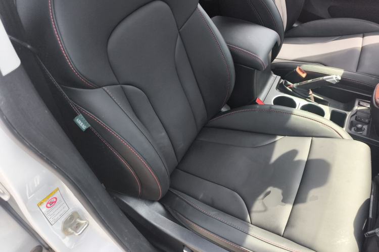 Used Haval H6 2015 Revised Version Sport Edition 1.5T Manual Transmission Two-Wheel Drive Elite Grade