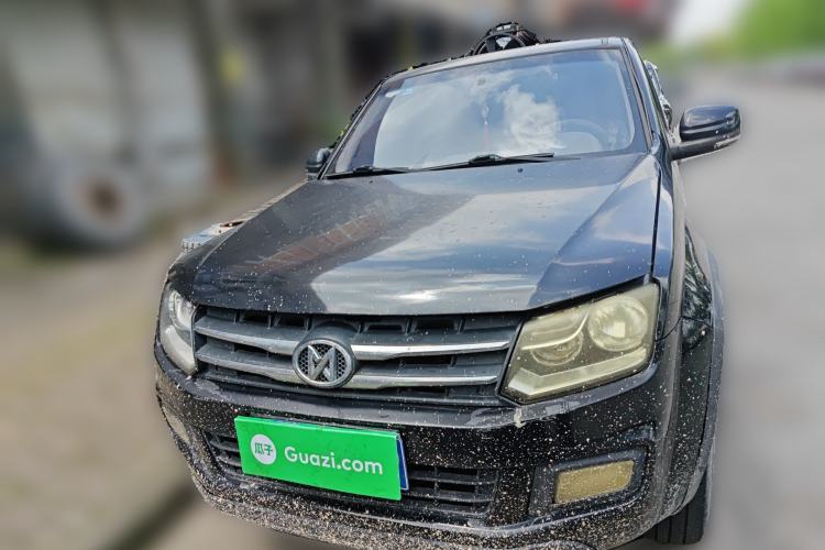 Used JDMC T7 2017 2.0T PLUS Two-Wheel Drive Luxury Edition Extended Wheelbase D20B Front