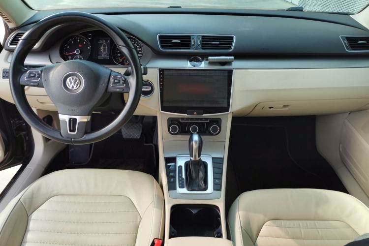 Used Volkswagen Magotan 2013 1.8TSI Premier Model