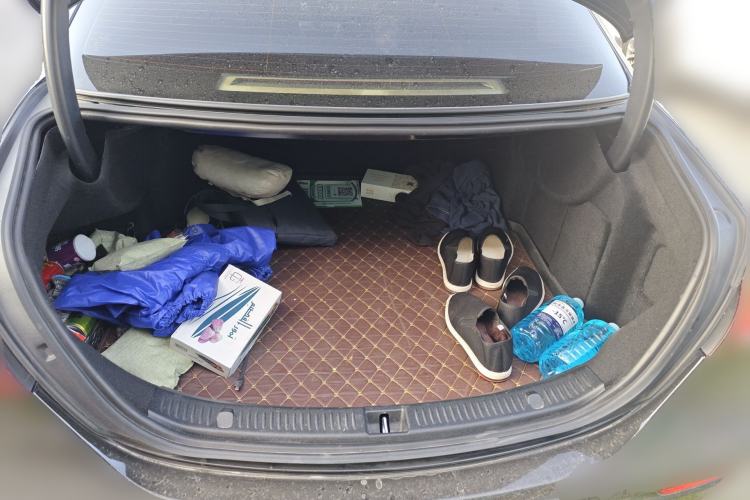 Used Mercedes-Benz E-Class 2021 E 260 L Trunk