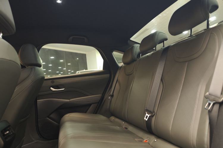 Used BYD Qin PLUS 2025 DM-i Smart Drive 55KM Leading Model Interior 8