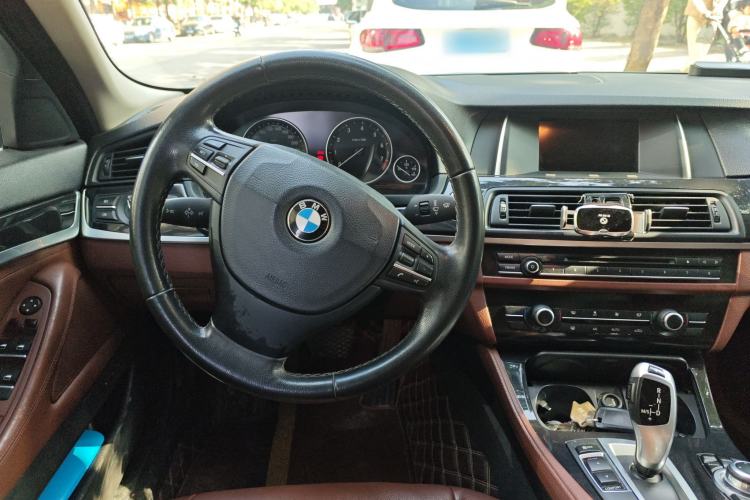 Used BMW 5 Series 2014 520Li Elegant Model