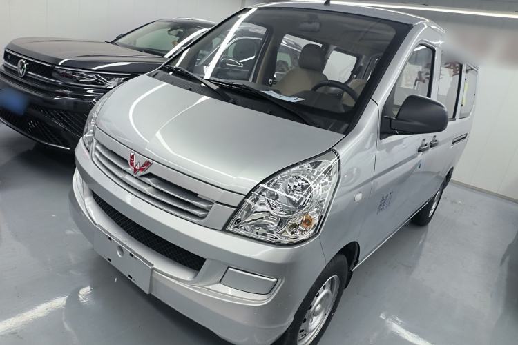 Used Wuling Rongguang S 2023 1.5L Base Version 5/7 Seats
