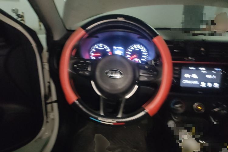 Used Kia KX Cross 2017 1.4L AT GLS