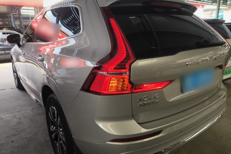 Used Volvo XC60 2023 B5 4x4 Smart Luxury Edition Rear Left 45 Deg