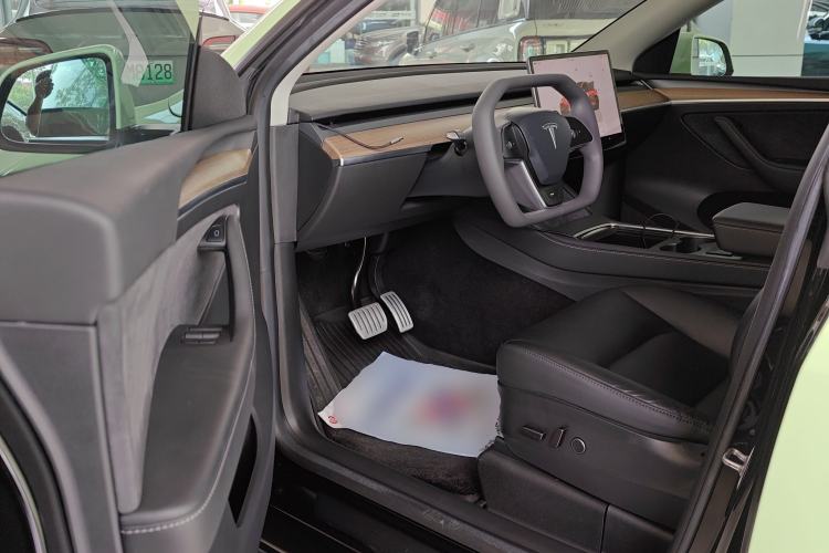 Used Tesla Model Y 2022 Performance High-Performance All-Wheel-Drive Version Driver Seat