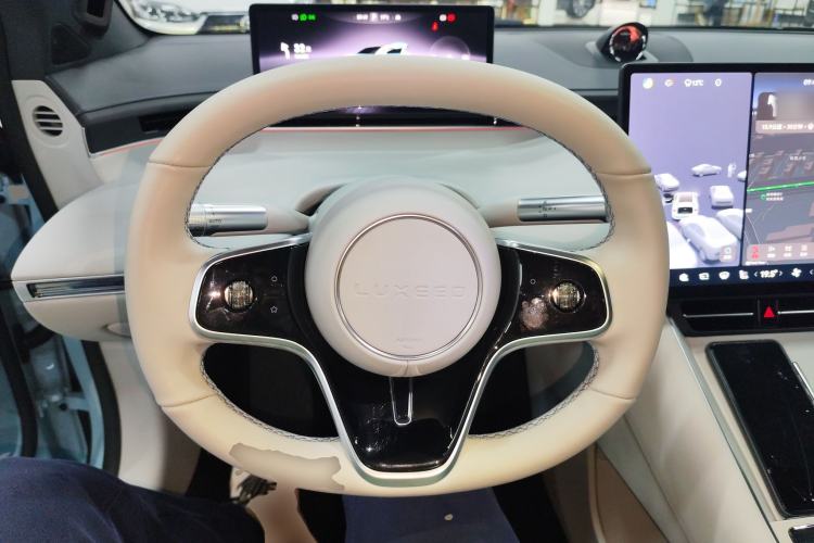 Used Hima Luxeed S7 2024 Pro Rear-Drive Long-Range Version
