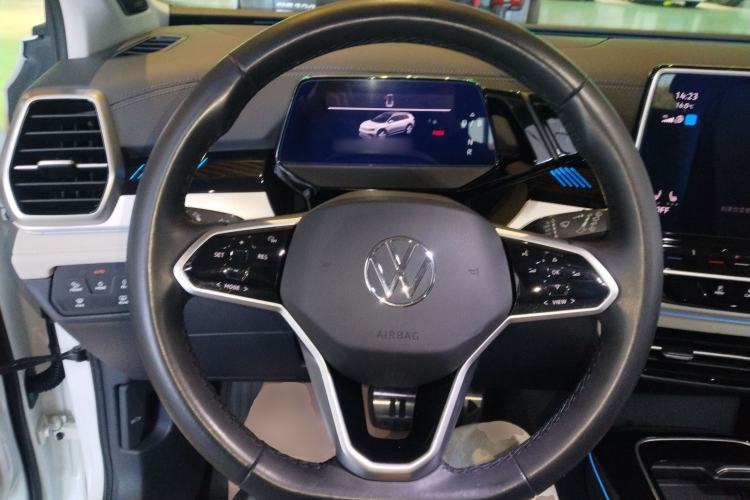 Used Volkswagen ID.6 CROZZ 2022 Long-Range PRO Edition
